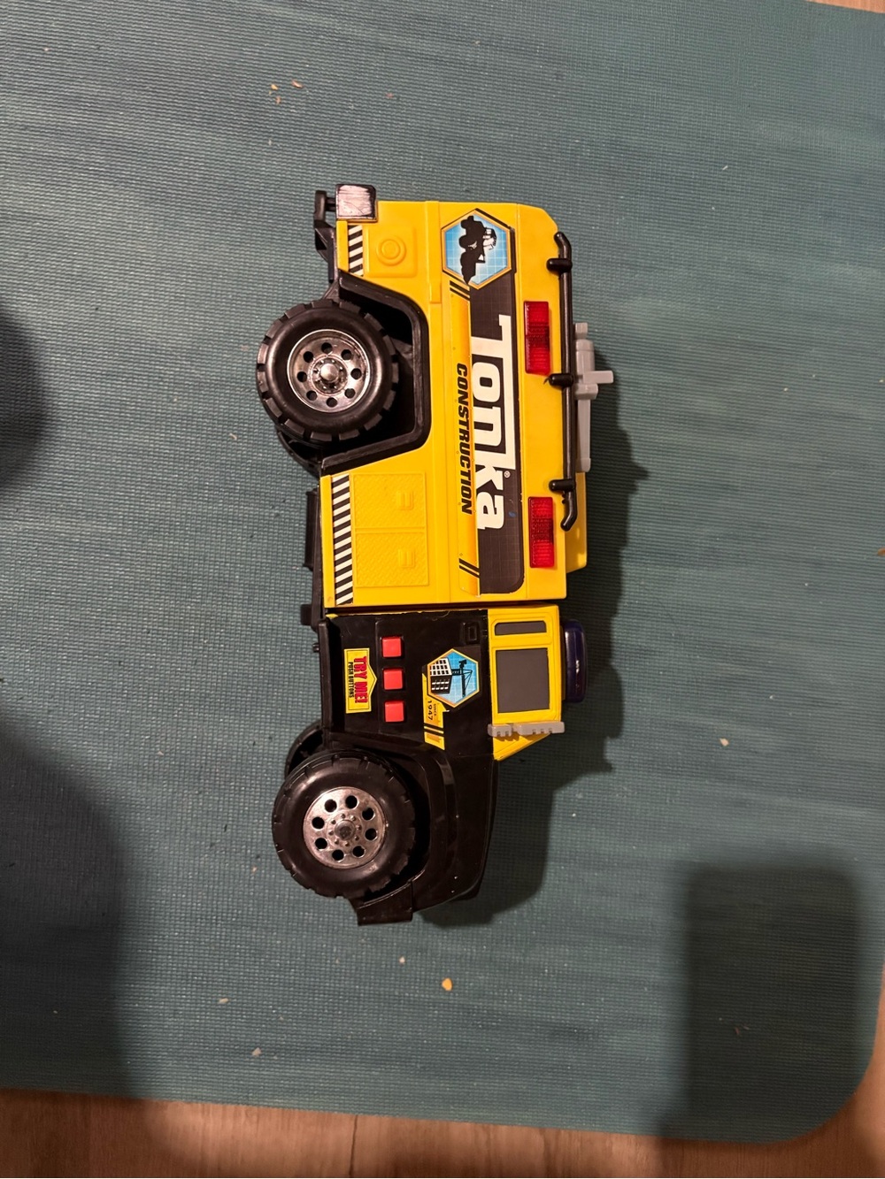 Tonka Yellow & Black Construction Truck Toy